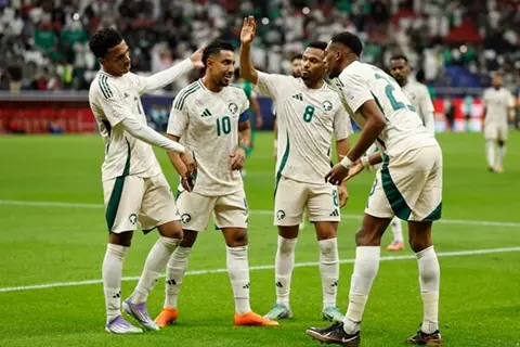 أول المتأهلين لربع النهائي.. منتخب السعودية يهزم جزر القمر بثلاثية في كأس العرب